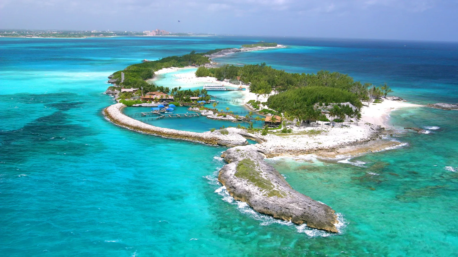 Travel view of Bahamas